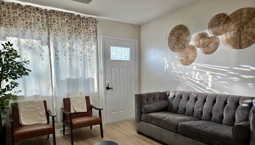 Oluwatoni Aderoju's room