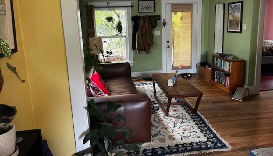 Yahanna Nash's room