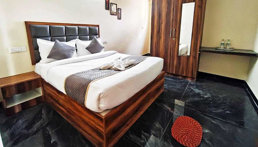 Rajeev's room