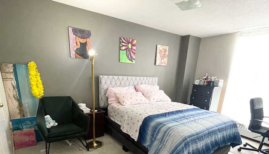 Mizpah's room