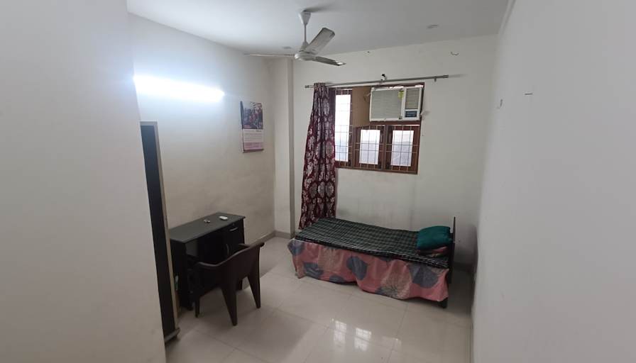 Sunny's room