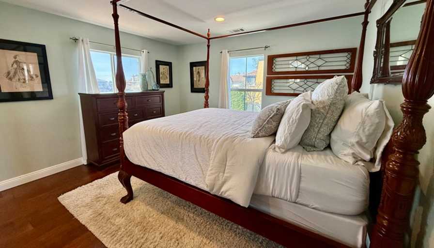 Cindy's room