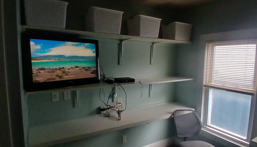 Tom Zomberg's room