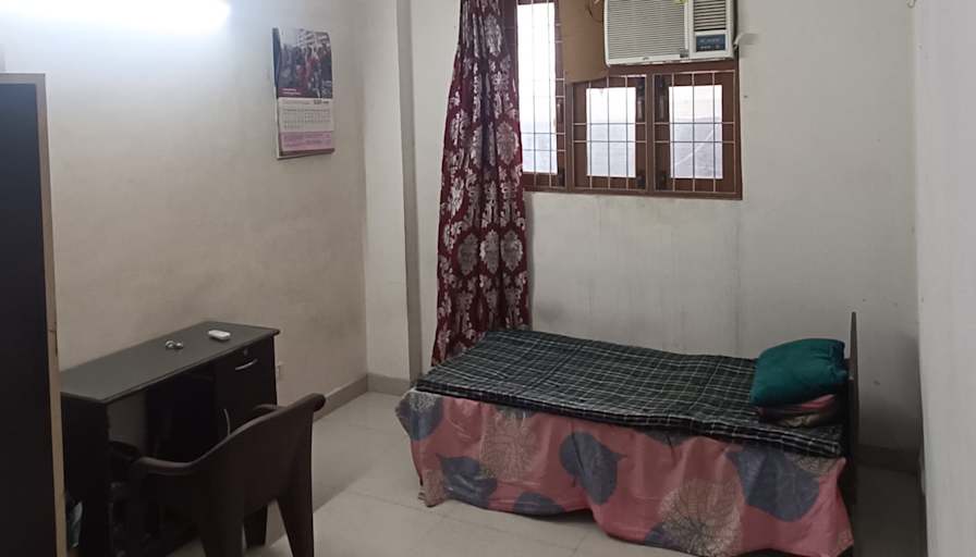 Sunny's room