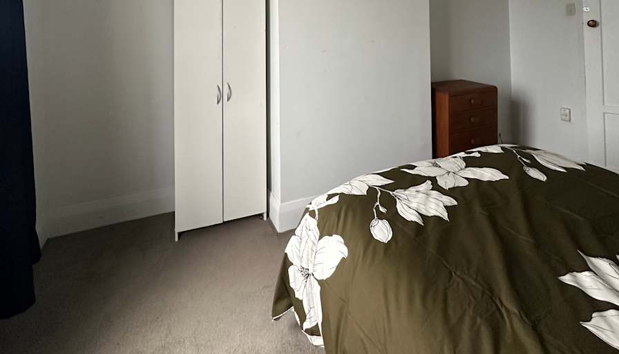 Ella Flynn's room