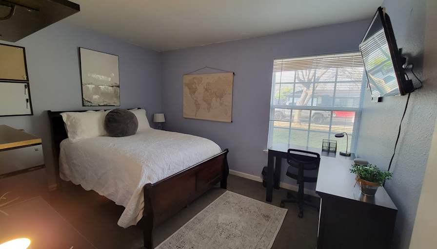 Amber's room