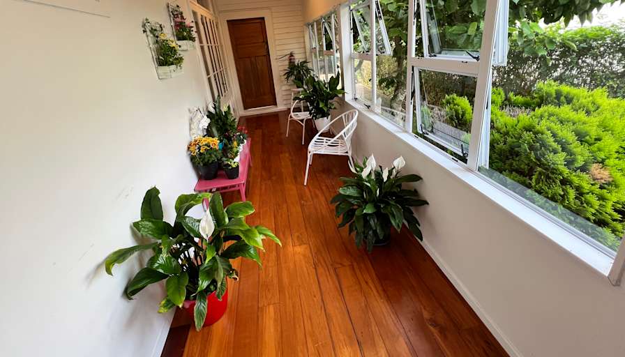 Elmer's room