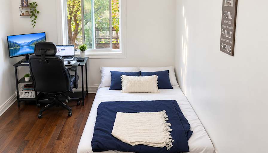 shak's room