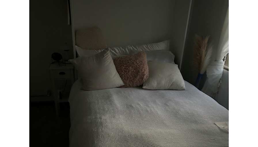 Kelly's room