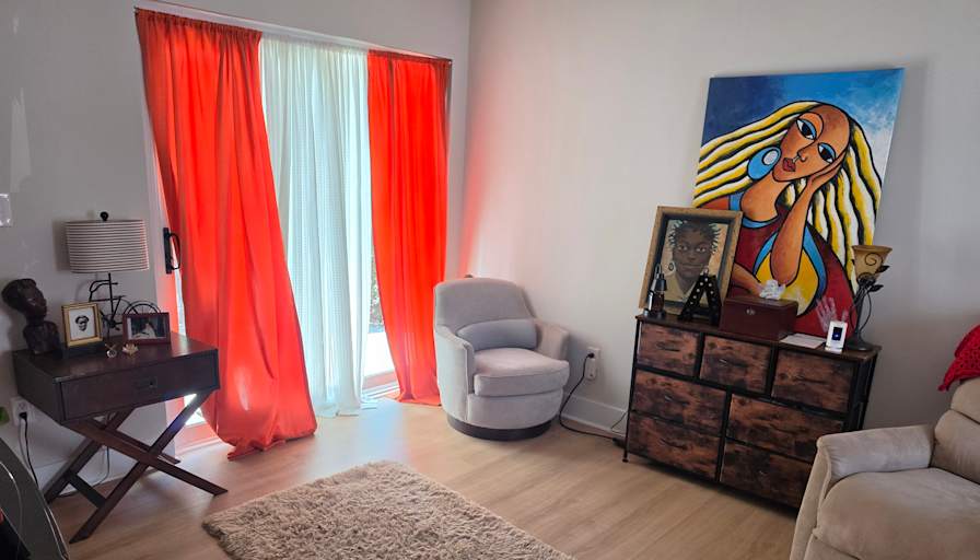 CHEMAYE's room