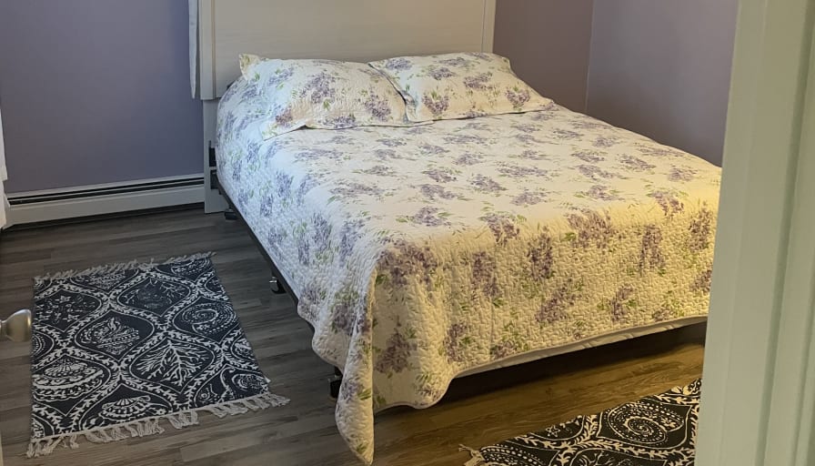 Gil's room