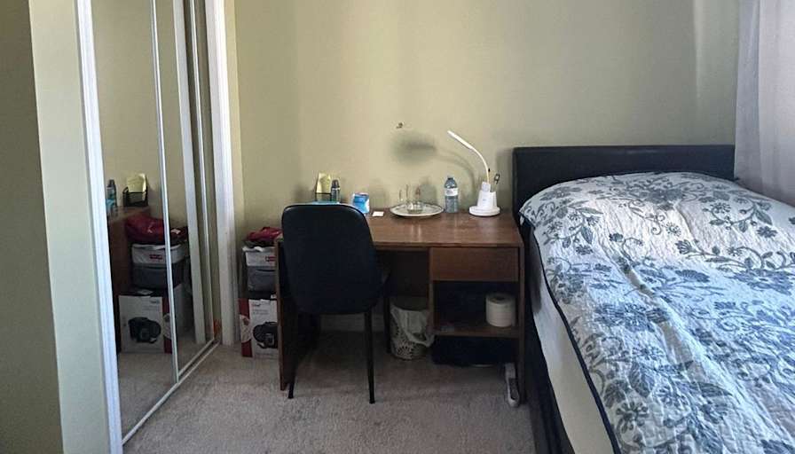 Hridy Dey Rinti's room