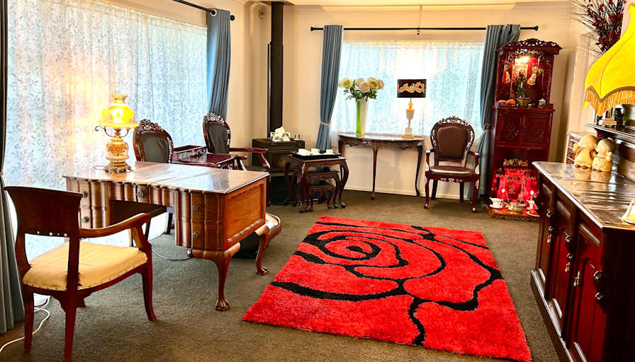 Zuo's room