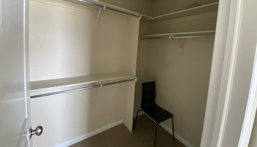 Mona's room
