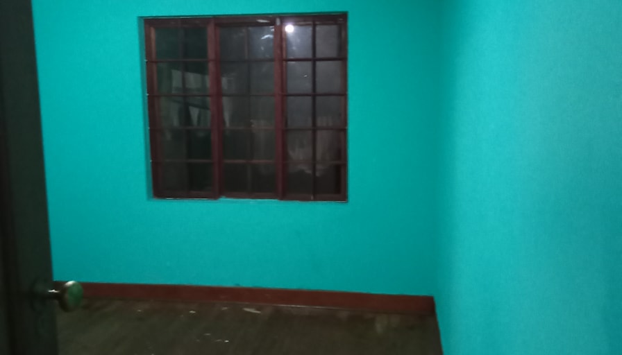 Max's room
