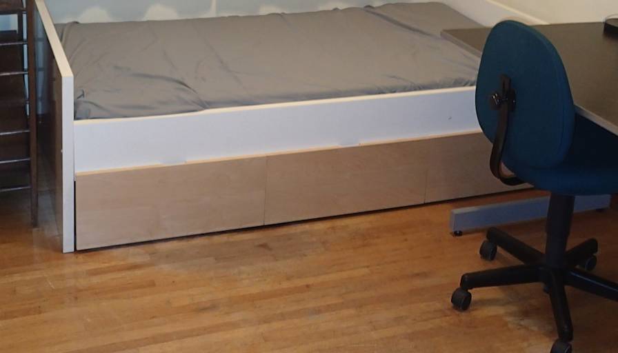 Samuel's room