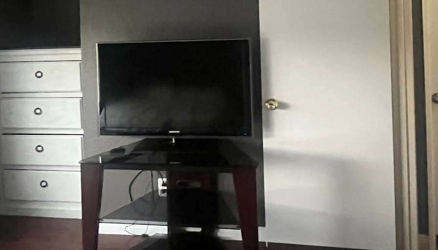 Jp Monroe's room