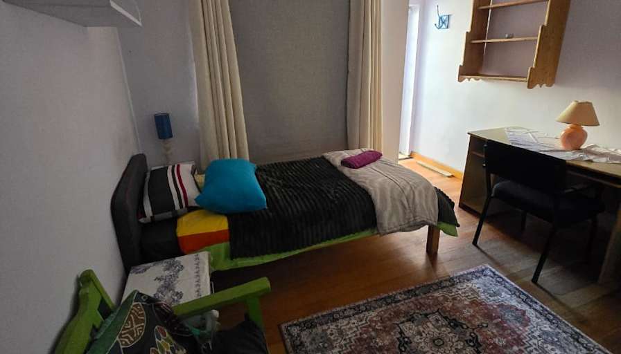 Green Point Tree House's room