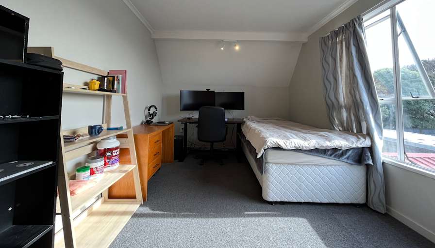 Ryo's room