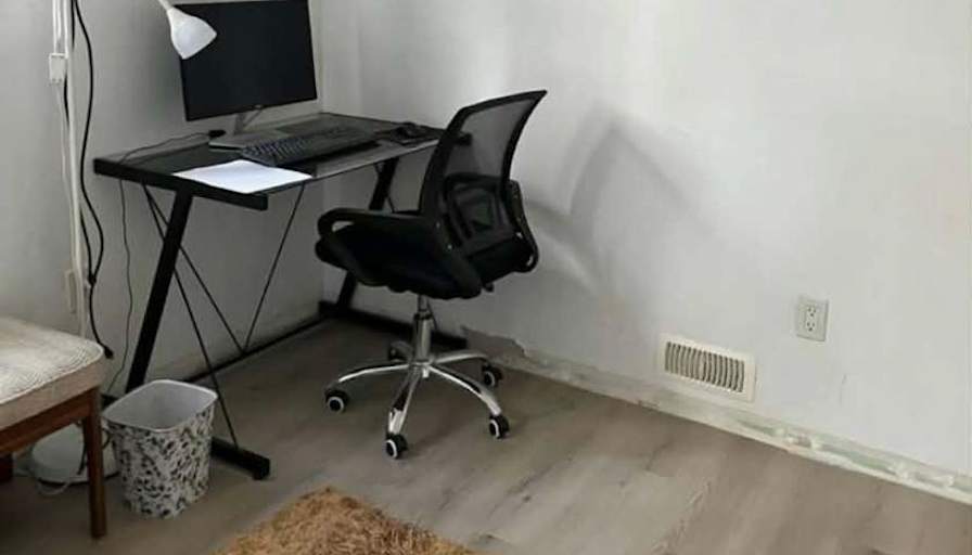 Ali's room