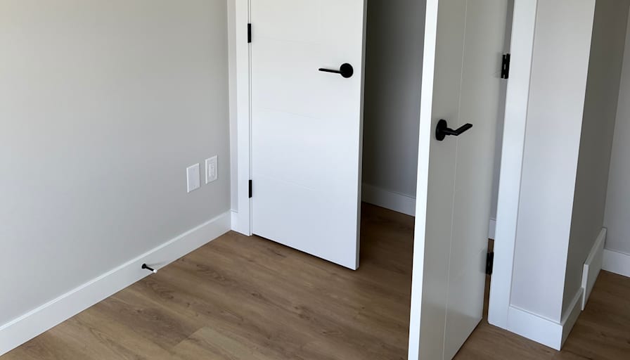 R's room