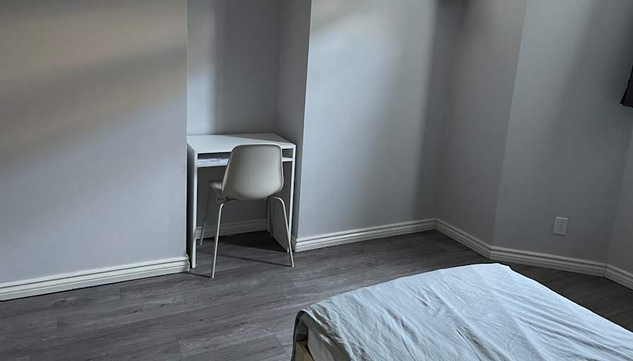 Sara's room