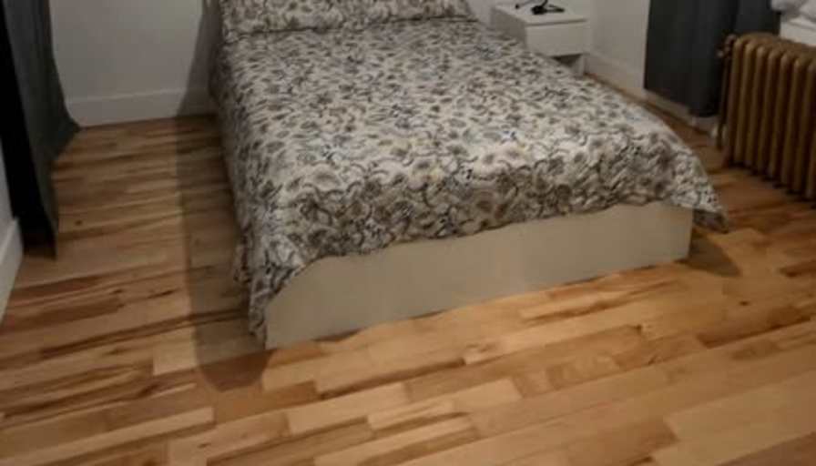 Jefry Denny's room