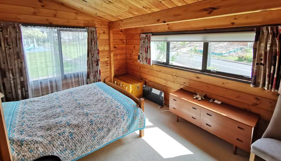 Annie's room