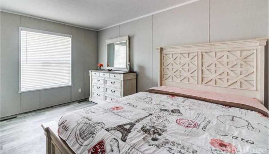 Gale's room