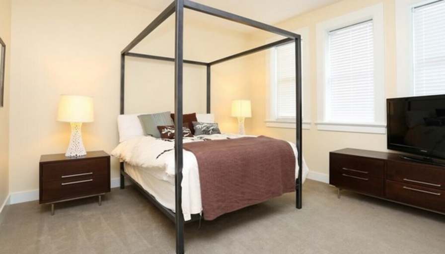 Davina's room
