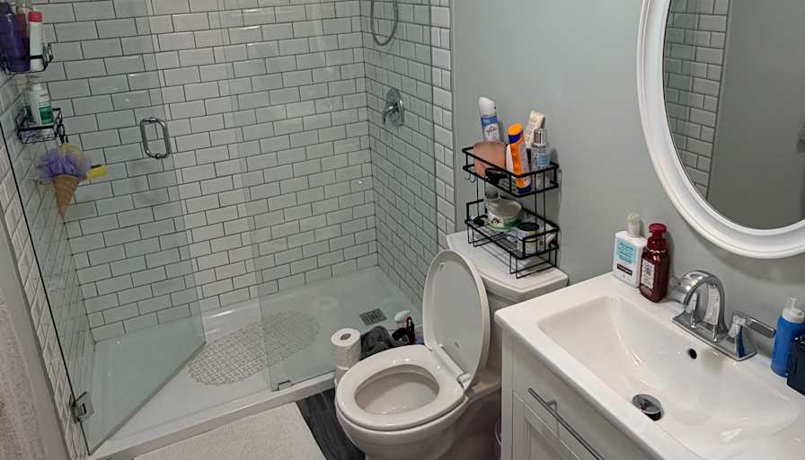 Julieth Camila's room