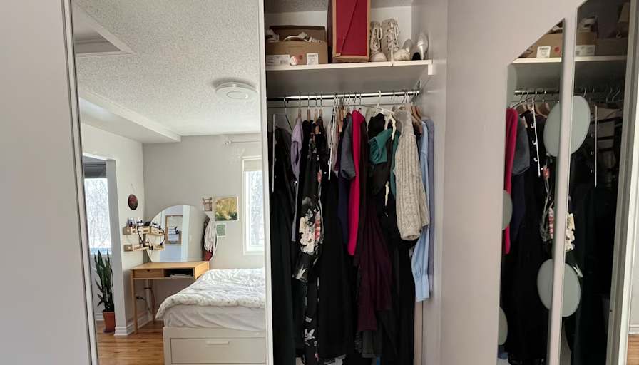 ouleiyah's room