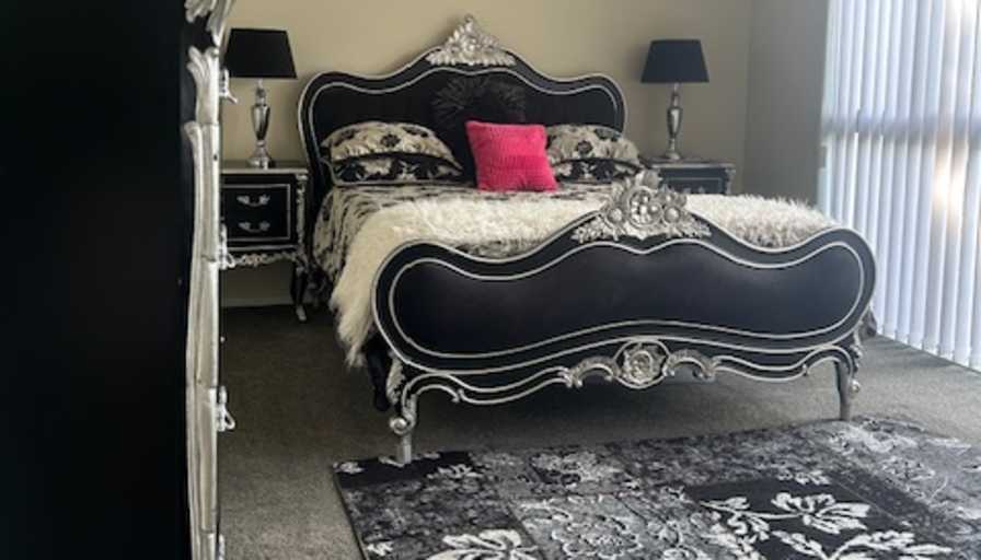 Merrill Guttenbeil's room