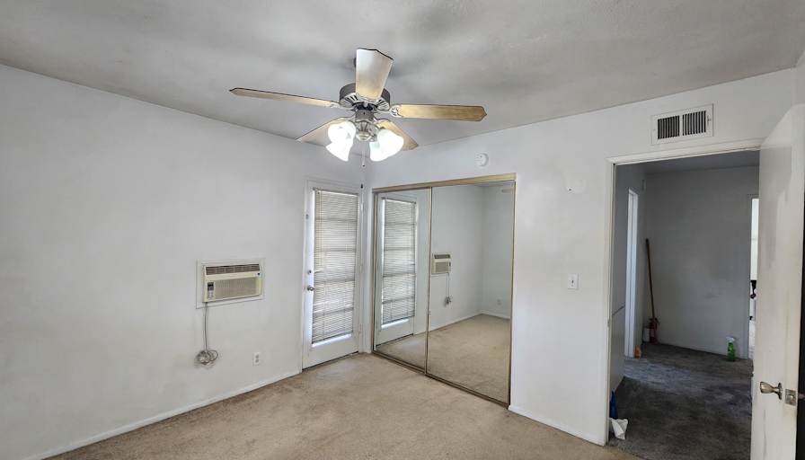 amber s burns's room
