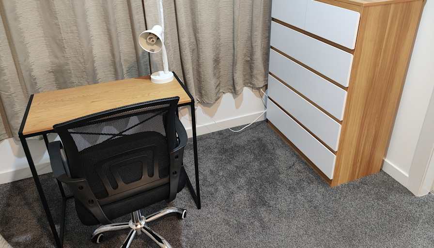 Han's room