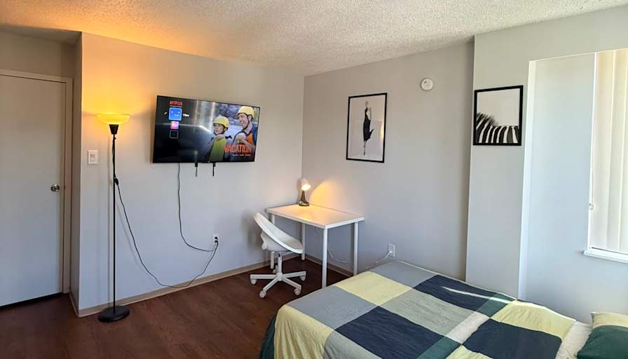 Leo's room