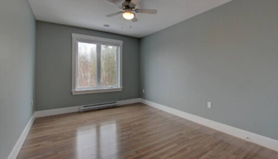 J Quartey's room