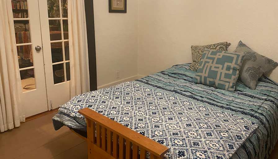 K.T.'s room