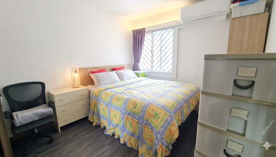 Veron's room