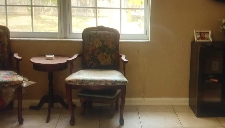 Lisa's room