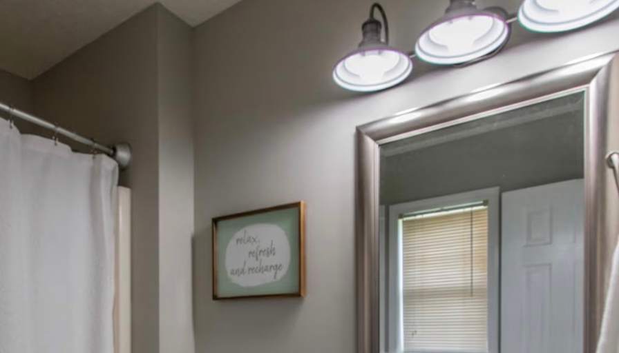 alisha mobley's room