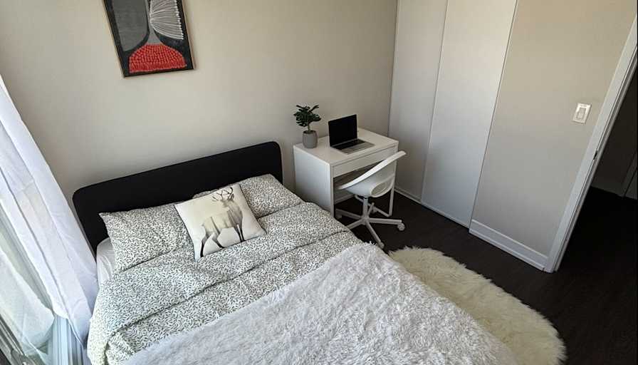 Innova's room
