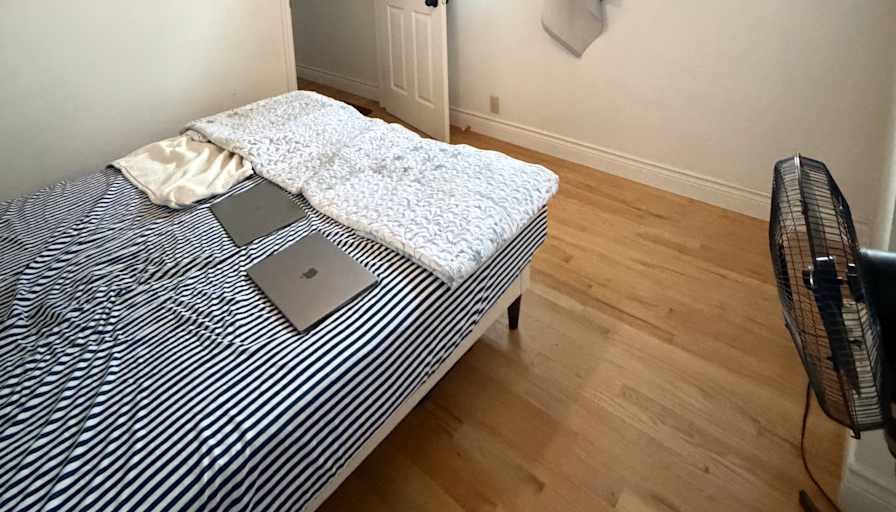 Alejandra maciel's room