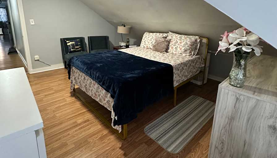 Ode's room