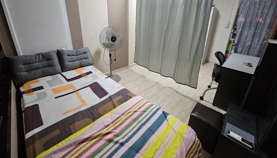 Vikie's room