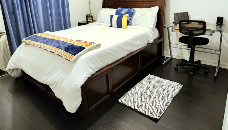 Zarish's room