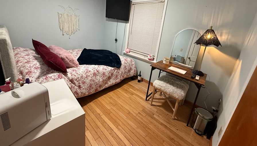 Laura's room