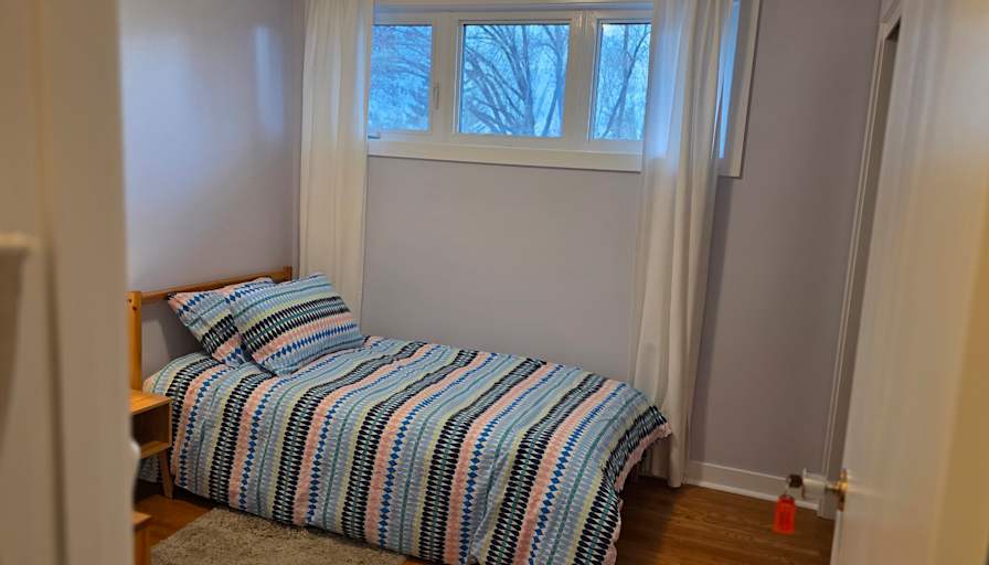Ellie-Paul's room