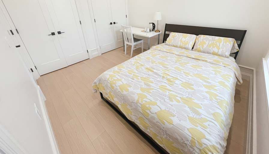 Vivian's room