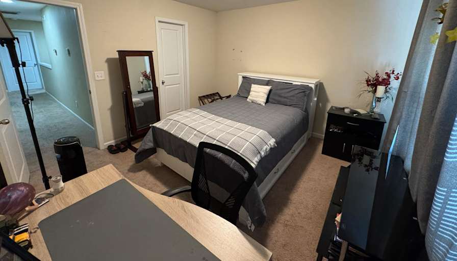 Giullianna's room
